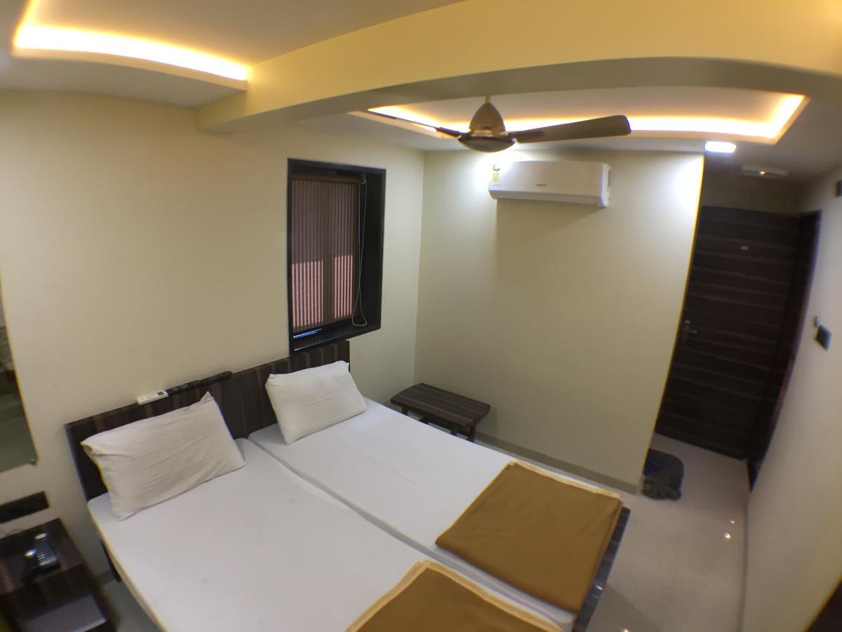 Hotel Shalimar Malad Экстерьер фото